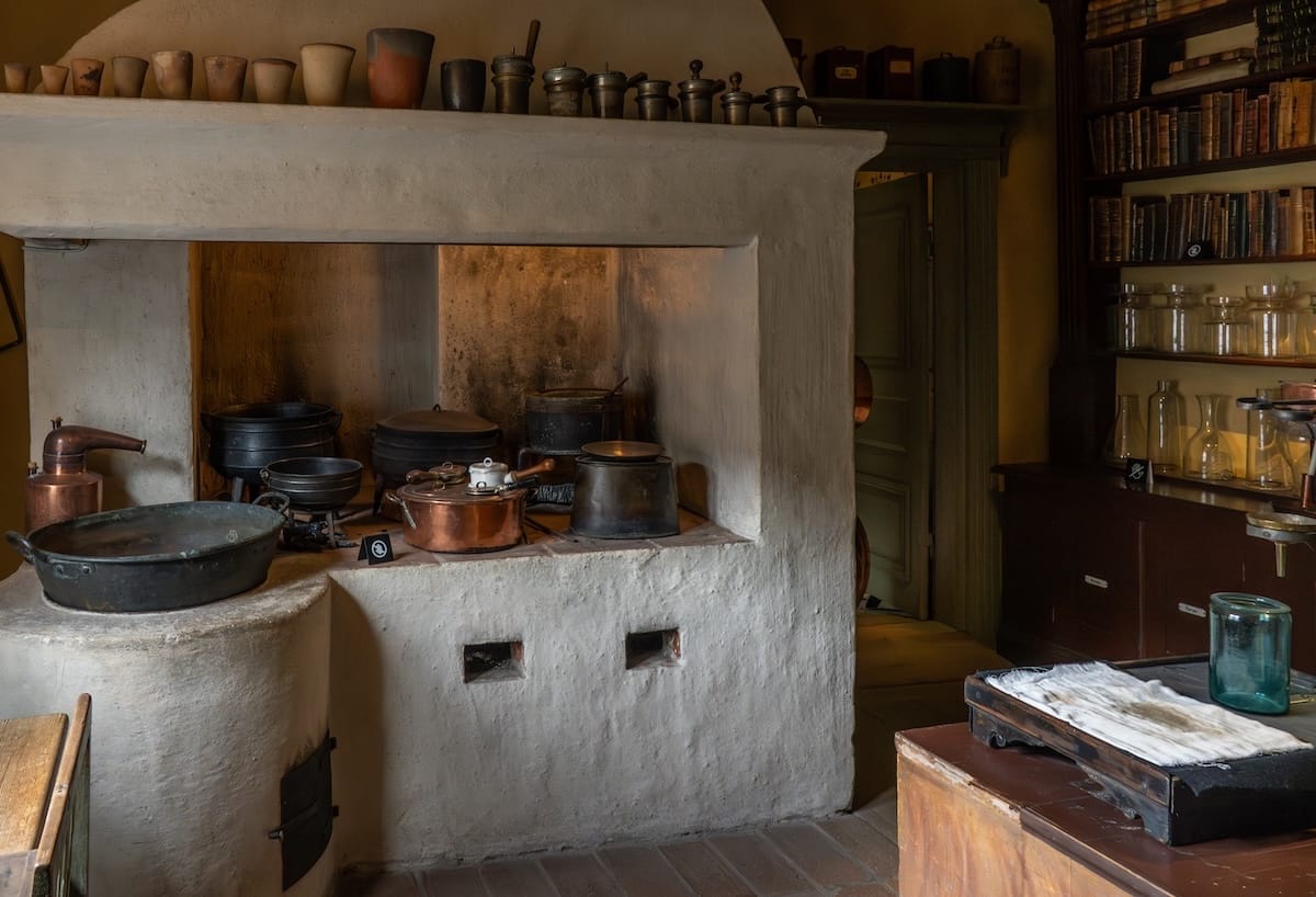 This is an old fashion room in the Pharmacy Museum and Qwensel House in Turku, Finland
